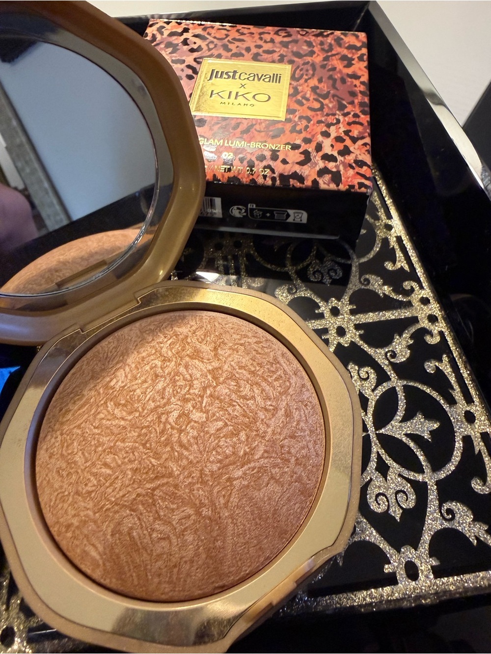Just Cavalli Glam Lumi Bronzer in Warm Bronze